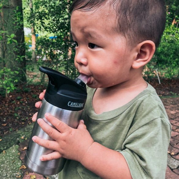 Camelbak 兒童水壺 eddy 好吸多喝水